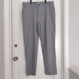 32 Degrees Men’s stretch performance tech chinos Size 36 EUC gray